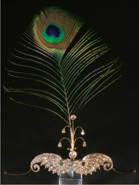 Victorian tiara in red gold with rose cut diamonds can be worn as brooch (image 4 of 13)